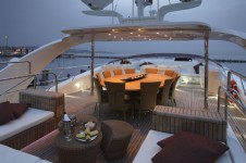 MIDNIGHT SUN MILOU Flybridge MIDNIGHT SUN MILOU Flybridge